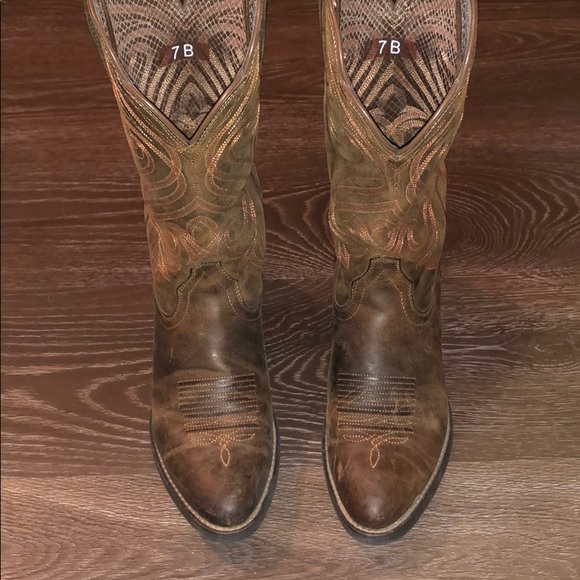 Ariat Round Up R Toe Boots - Picture 2 of 3